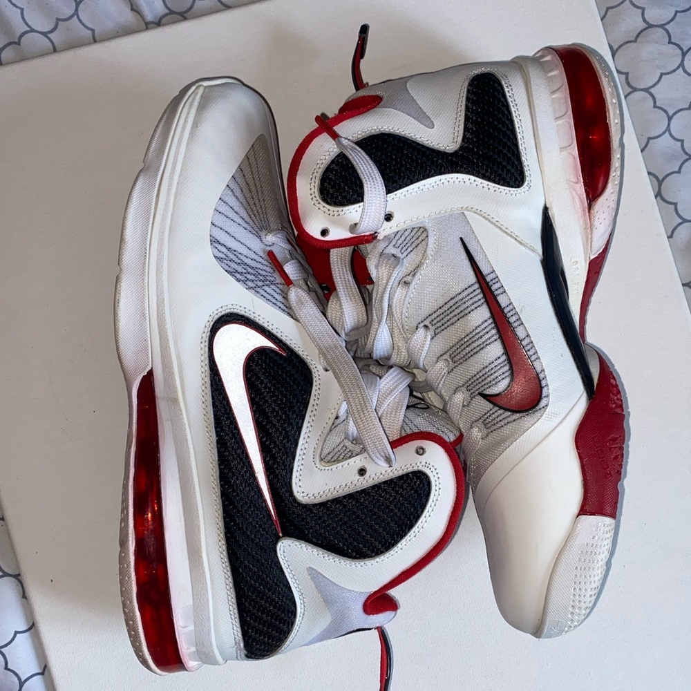 Nike Lebron 9’s
